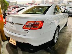 Ford Taurus